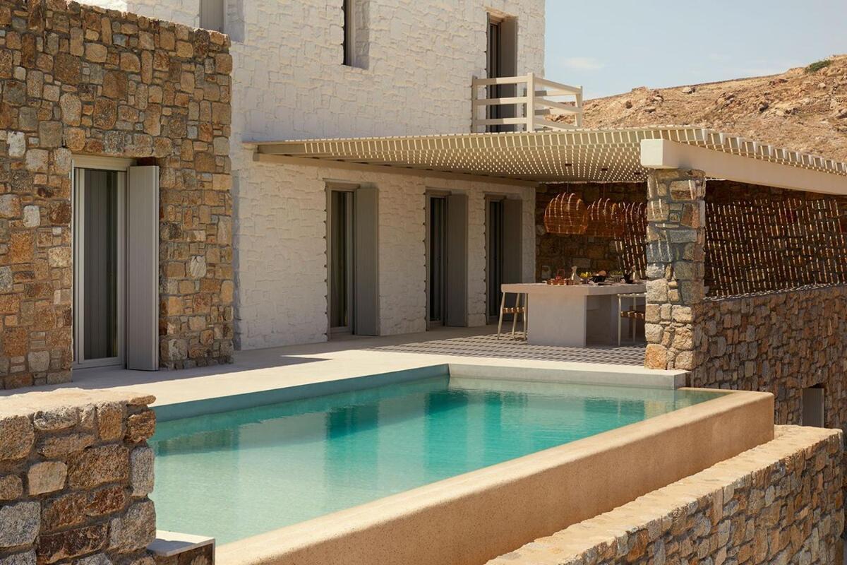 Leblon Mykonos